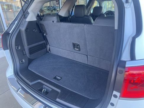 Used 2017 Buick Enclave Premium image 7