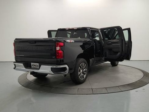 Used 2024 Chevrolet Silverado 1500 LT AWD/4WD image 16