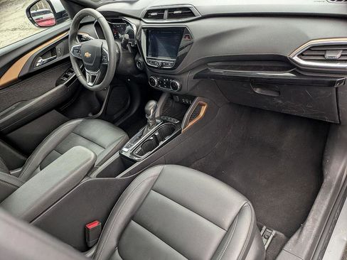 Used 2023 Chevrolet TrailBlazer ACTIV w/ Sun and Liftgate Package image 37