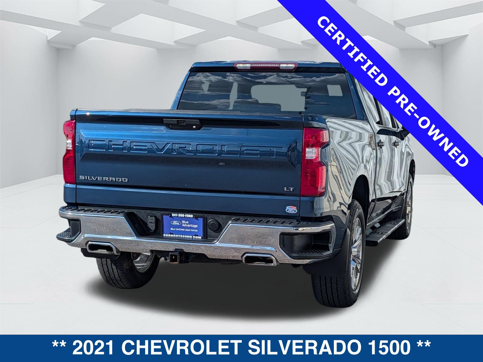 Used 2021 Chevrolet Silverado 1500 LT AWD/4WD image 5
