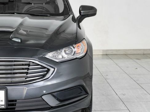 Used 2017 Ford Fusion S image 41