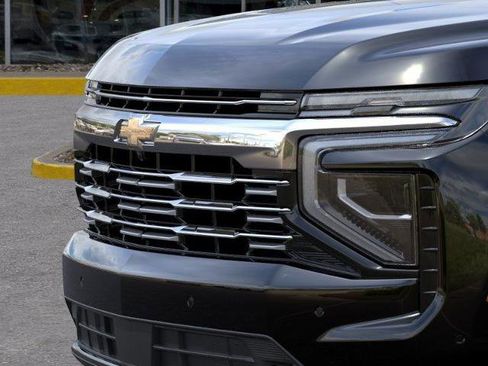 New 2026 Chevrolet Suburban Premier image 13