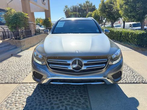 Used 2017 Mercedes-Benz GLC 300 image 2