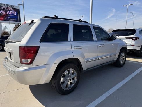 Used 2009 Jeep Grand Cherokee Limited image 3