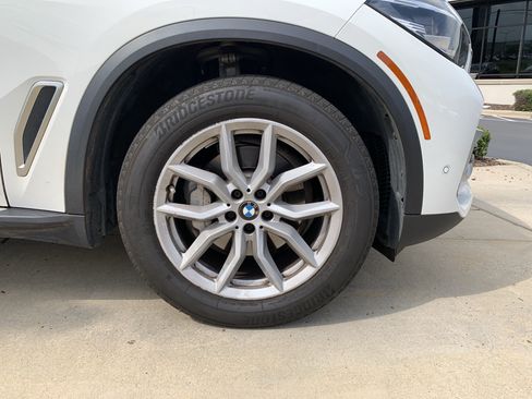 Used 2023 BMW X5 xDrive40i AWD/4WD image 13