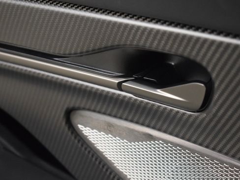 Used 2025 Aston Martin Vanquish image 39