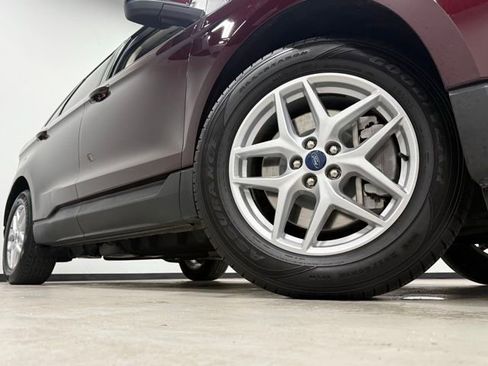 Certified 2022 Ford Edge SEL image 3