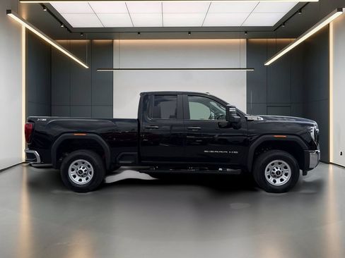 Used 2025 GMC Sierra 2500 Pro AWD/4WD image 8