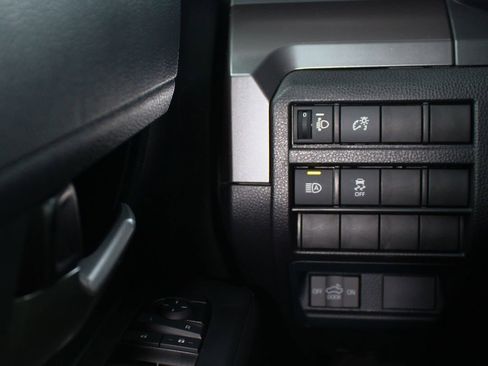 Used 2025 Toyota Tacoma SR5 image 16