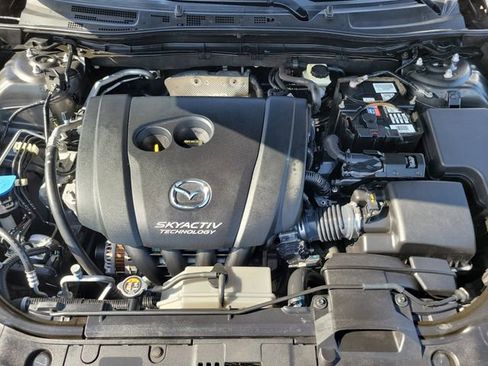 Used 2017 MAZDA MAZDA3 Sport w/ Preferred Equipment Package FWD image 31