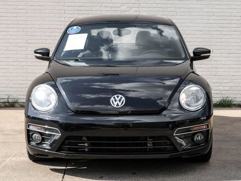 Used 2016 Volkswagen Beetle R-Line SE FWD image 4