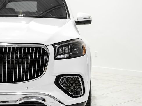 Used 2026 Mercedes-Benz Maybach GLS 600 4MATIC image 51