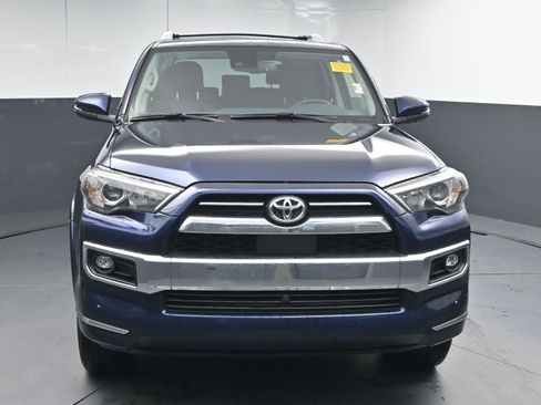Used 2023 Toyota 4Runner Limited image 2