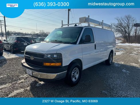 Used 2019 Chevrolet Express 2500 w/ Driver Convenience Package RWD image 1