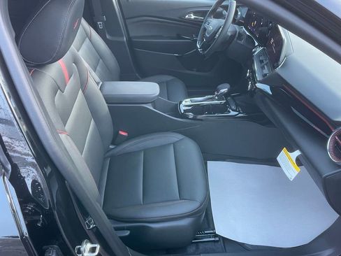 New 2026 Chevrolet Trax RS w/ Sunroof Package image 22