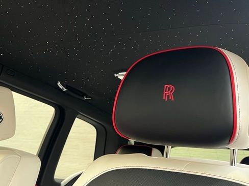 New 2026 Rolls-Royce Cullinan image 13