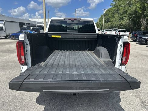 Certified 2021 GMC Sierra 1500 AT4 w/ AT4 Value Package AWD/4WD image 25