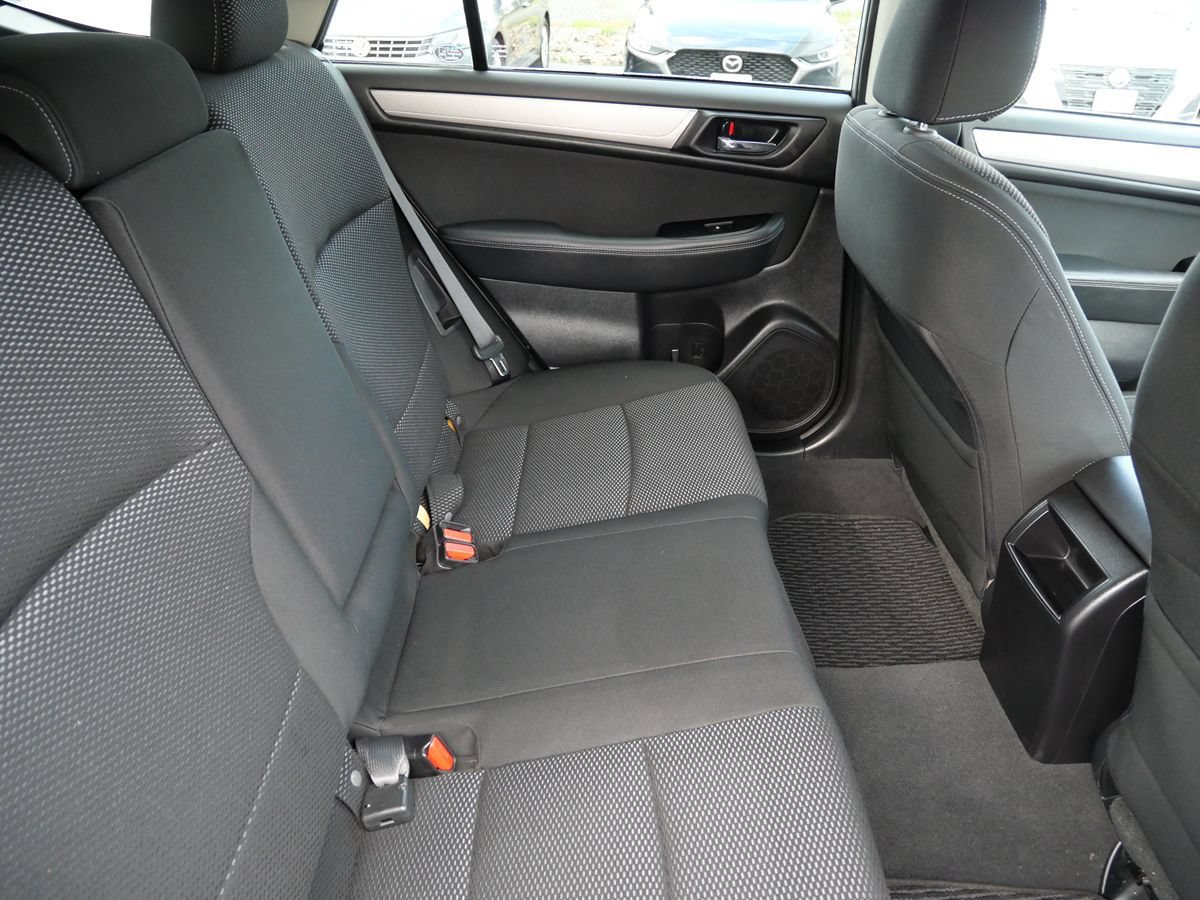 Used 2017 Subaru Outback 2.5i Premium AWD/4WD image 30