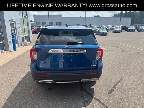 Used 2022 Ford Explorer XLT AWD/4WD image 6