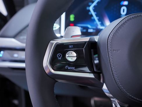 New 2026 BMW 760i xDrive w/ Executive Package image 19