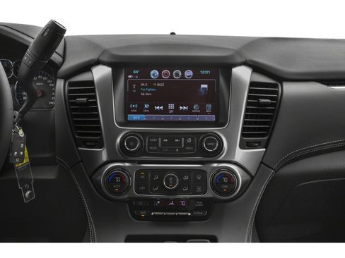 Used 2018 Chevrolet Suburban LT AWD/4WD image 10