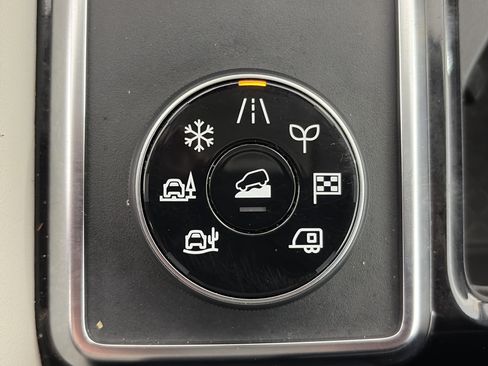 Certified 2023 Nissan Pathfinder SL AWD/4WD image 26