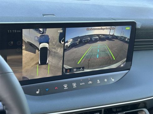 New 2026 Nissan Leaf SV+ w/ Illuminated Package FWD image 34