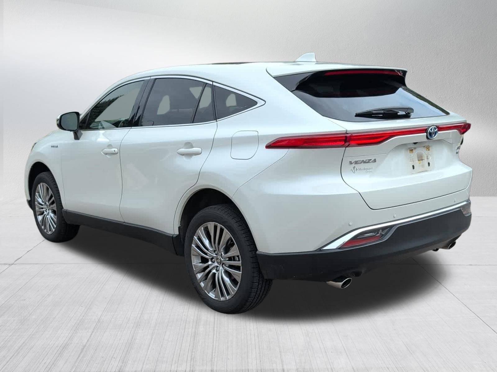 Used 2021 Toyota Venza Limited w/ Advanced Technology Package AWD/4WD image 5