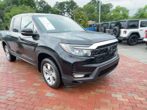 Certified 2025 Honda Ridgeline RTL image 3