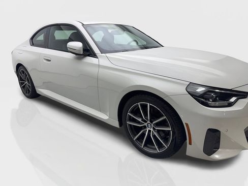 Used 2023 BMW 230i Coupe image 12