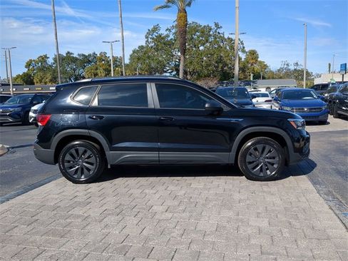 Certified 2024 Volkswagen Taos S image 3