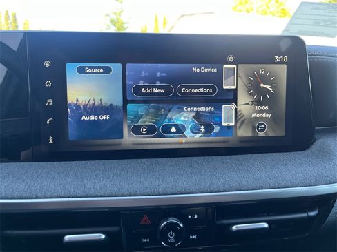 New 2025 Nissan Kicks SV image 10