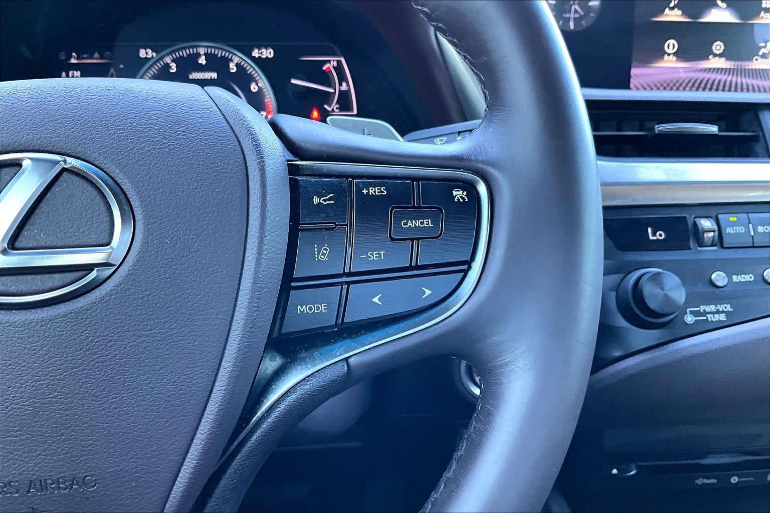 Used 2020 Lexus ES 350 w/ Accessory Package 2 FWD image 23
