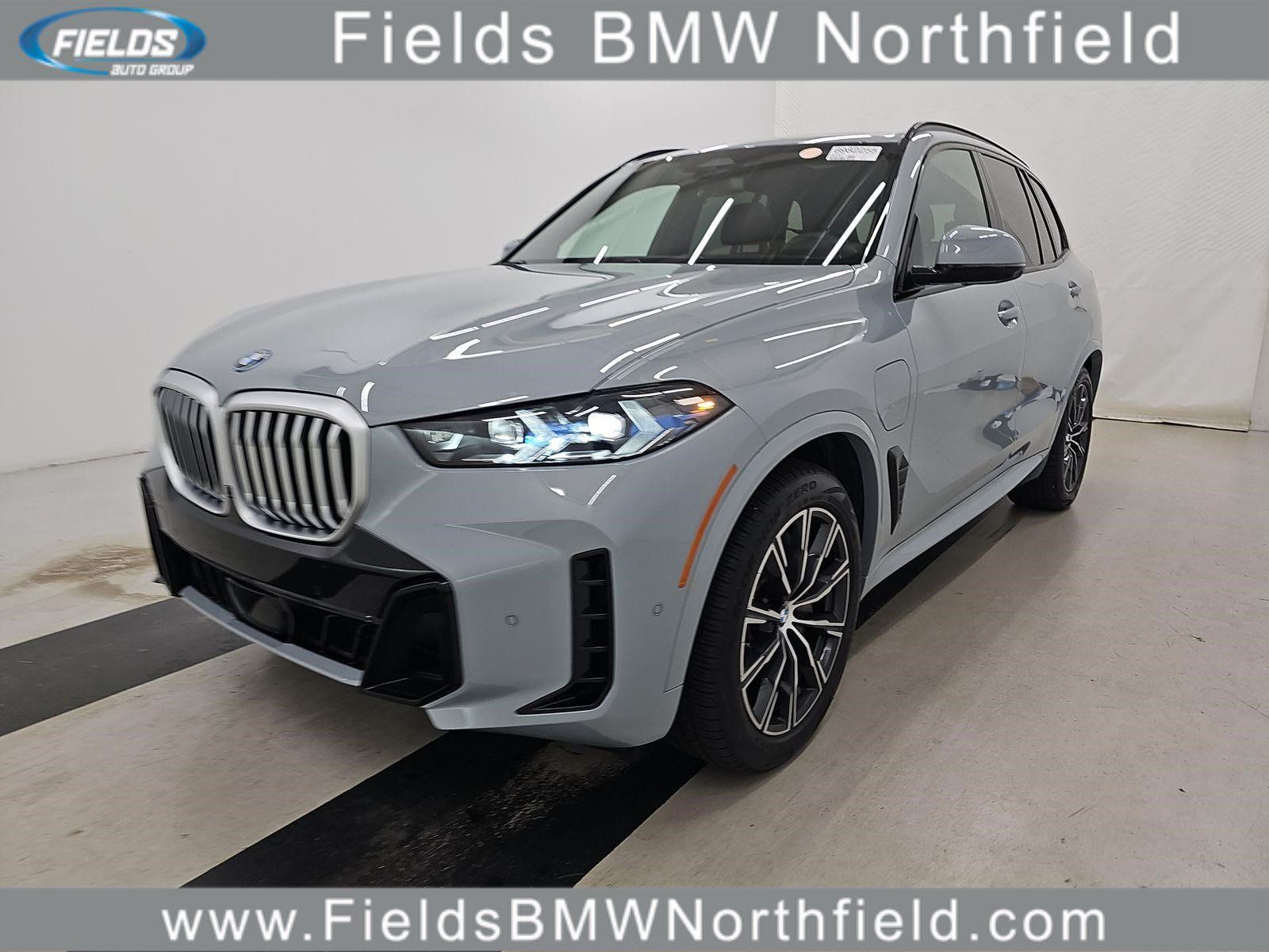 Used 2026 BMW X5 xDrive50e AWD/4WD image 1