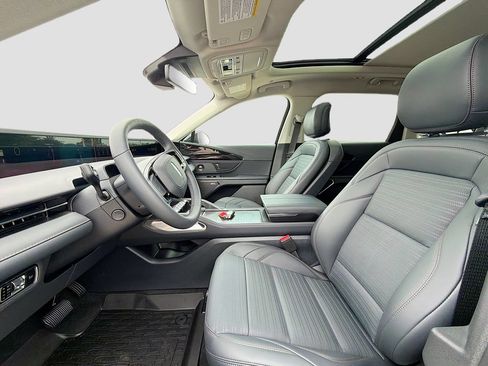 New 2026 Lincoln Nautilus Reserve w/ Jet Appearance Package AWD/4WD image 24