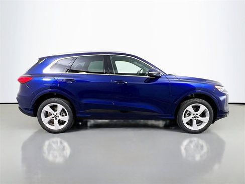 New 2025 Audi Q5 2.0T Premium Plus image 8