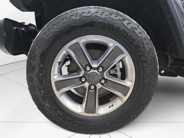 Used 2019 Jeep Wrangler Unlimited Sahara AWD/4WD image 30