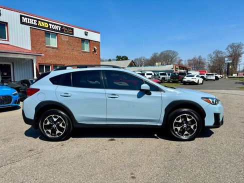 Used 2018 Subaru Crosstrek 2.0i Premium w/ Moonroof Package image 4