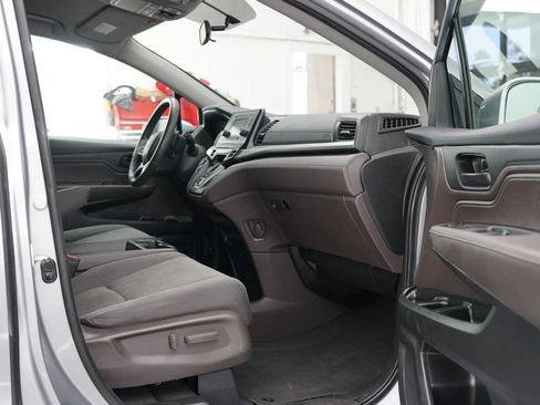 Used 2019 Honda Odyssey LX image 34