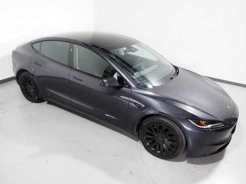 Used 2025 Tesla Model 3 Long Range RWD image 12