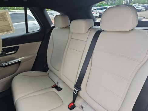 Certified 2026 Mercedes-Benz GLC 300 4MATIC image 15