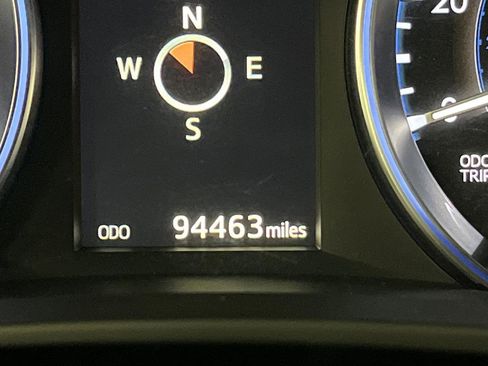 Used 2015 Toyota Highlander XLE image 6