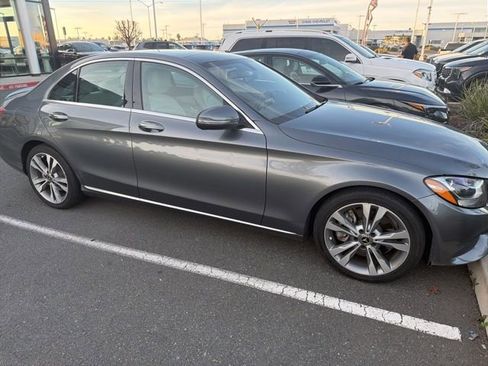 Used 2018 Mercedes-Benz C 300 Sedan image 5