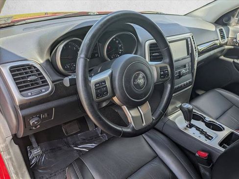 Used 2011 Jeep Grand Cherokee Laredo AWD/4WD image 10