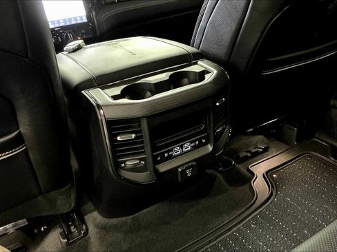 Used 2024 RAM 1500 Limited w/ Trailer Tow Group image 33