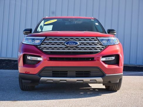 Used 2021 Ford Explorer Limited w/ Equipment Group 301A image 3