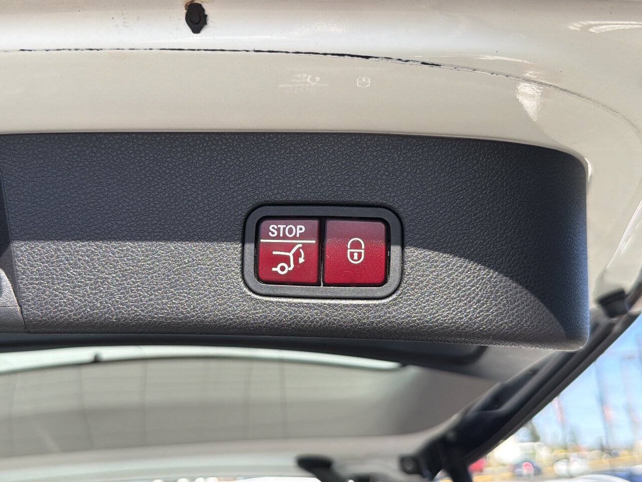 Used 2015 Mercedes-Benz GL 450 4MATIC image 7