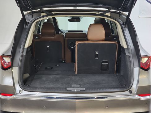 Used 2025 Acura MDX FWD w/ Technology Package image 8