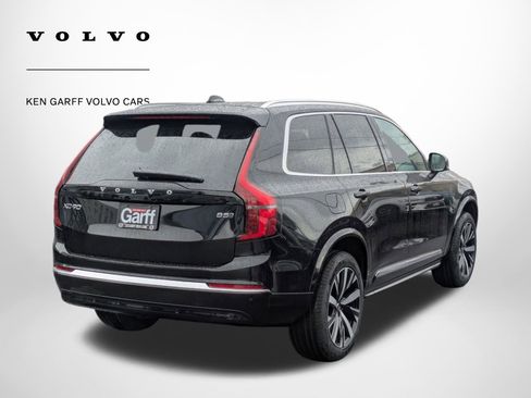 New 2026 Volvo XC90 B5 Core image 3