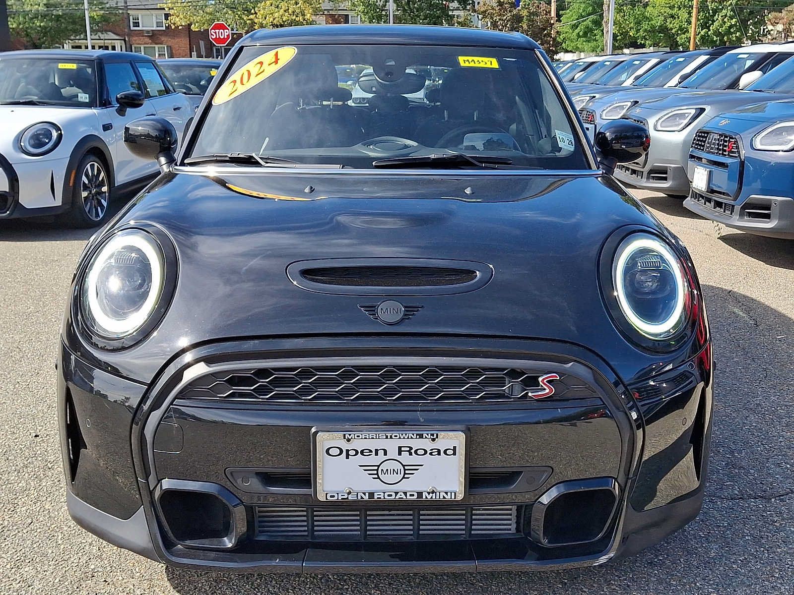 Used 2024 MINI Cooper S FWD image 2